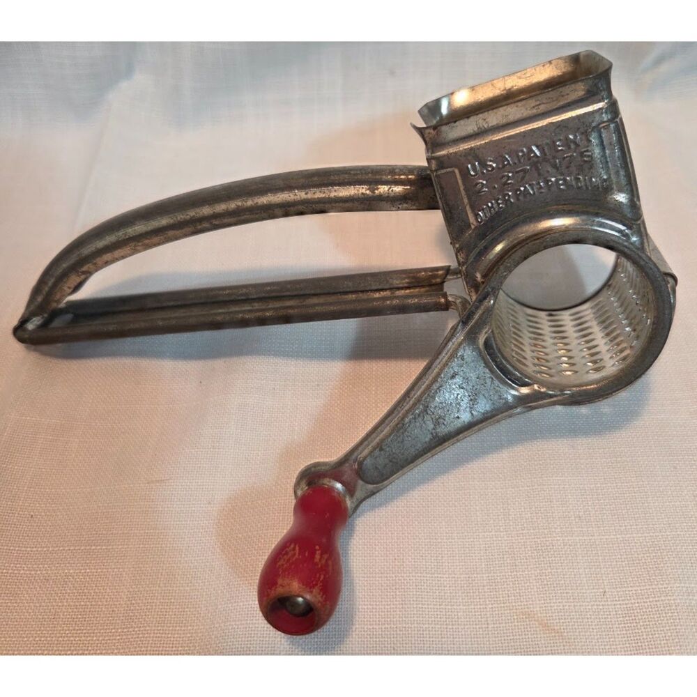 Vintage Universal No 27 LF&C Rotary Food Grater Shredder Red Handle